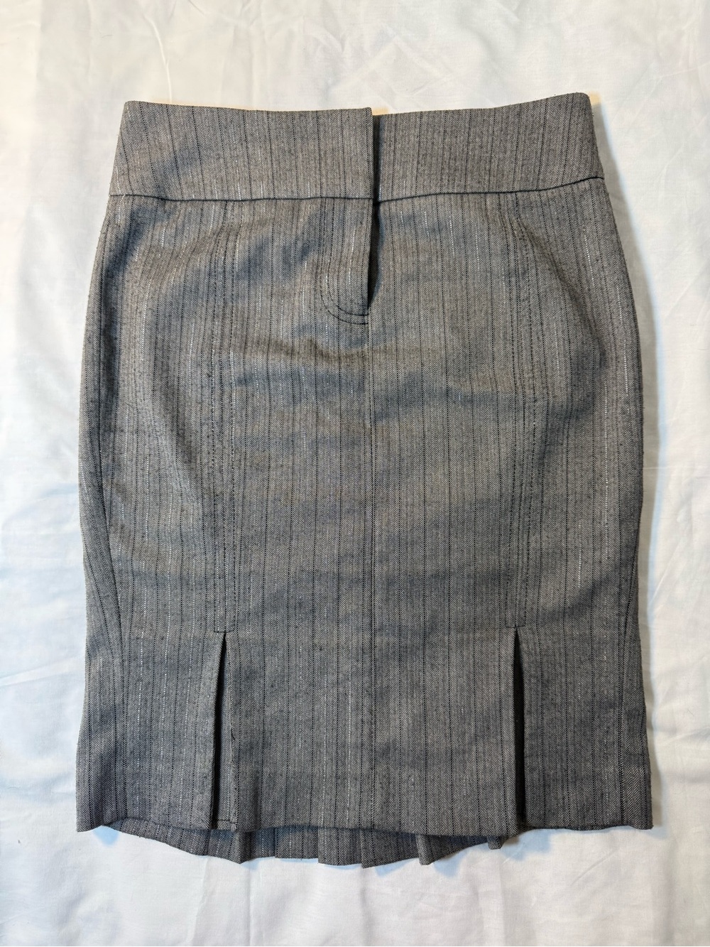 bebe Gray Pinstripe Pencil Skirt Size 0